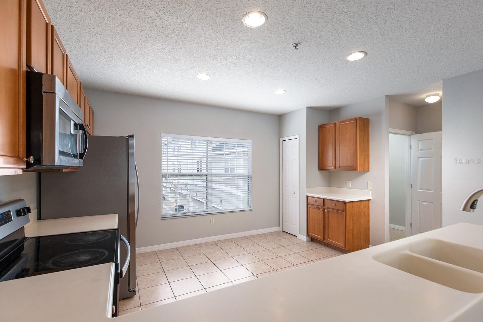 378 BLUE BAYOU LN