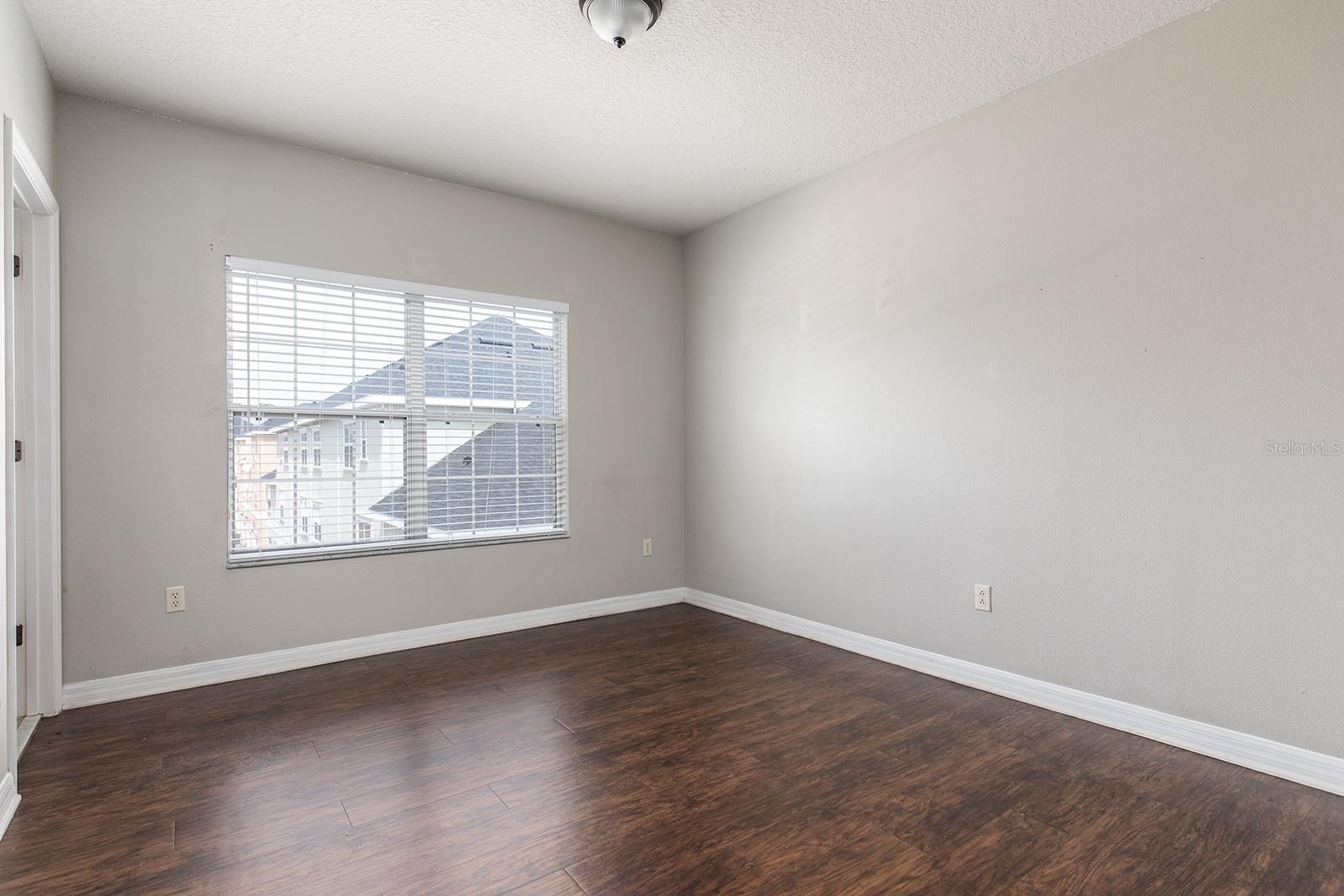 378 BLUE BAYOU LN