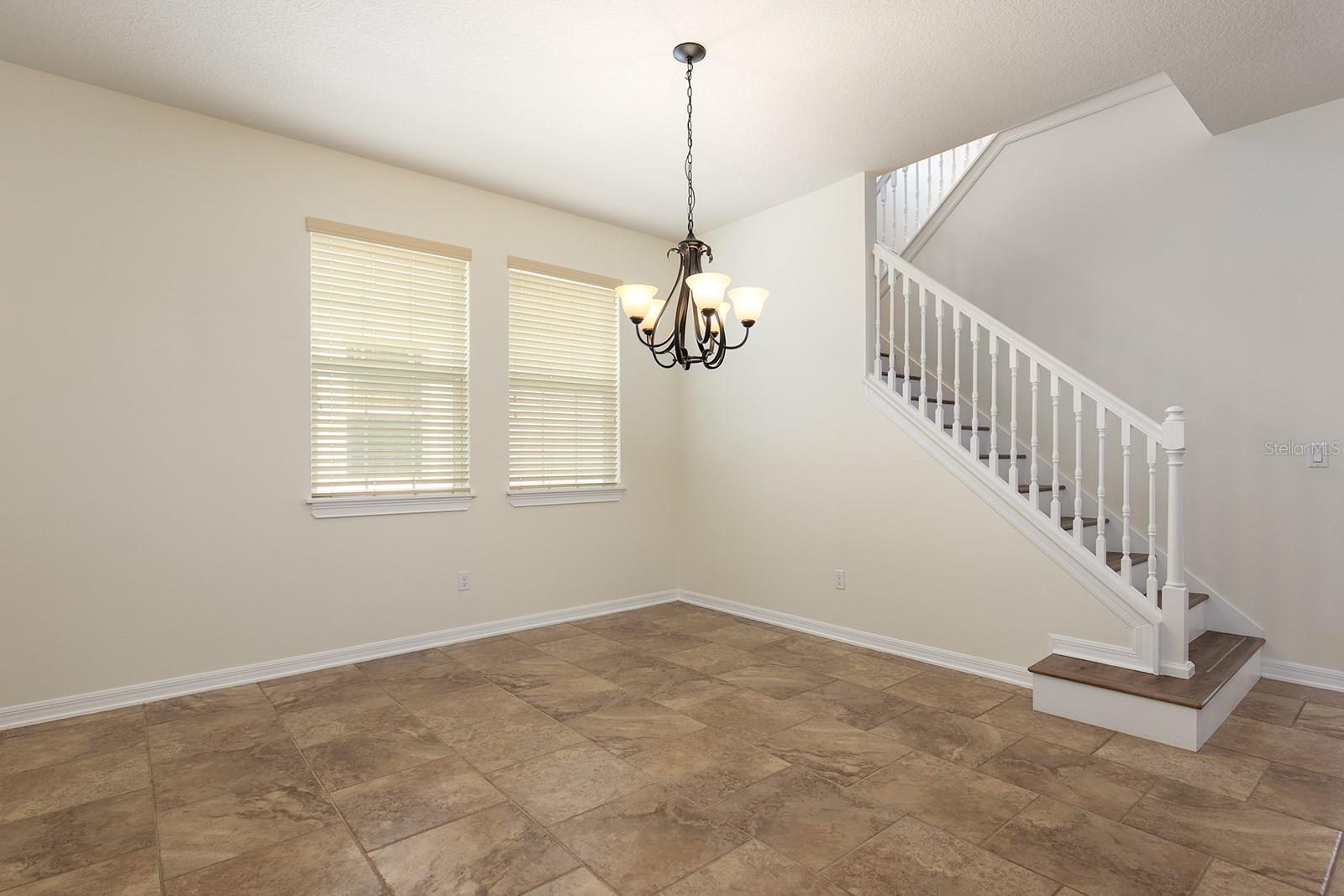 8036 EDGEWOOD FOREST DR