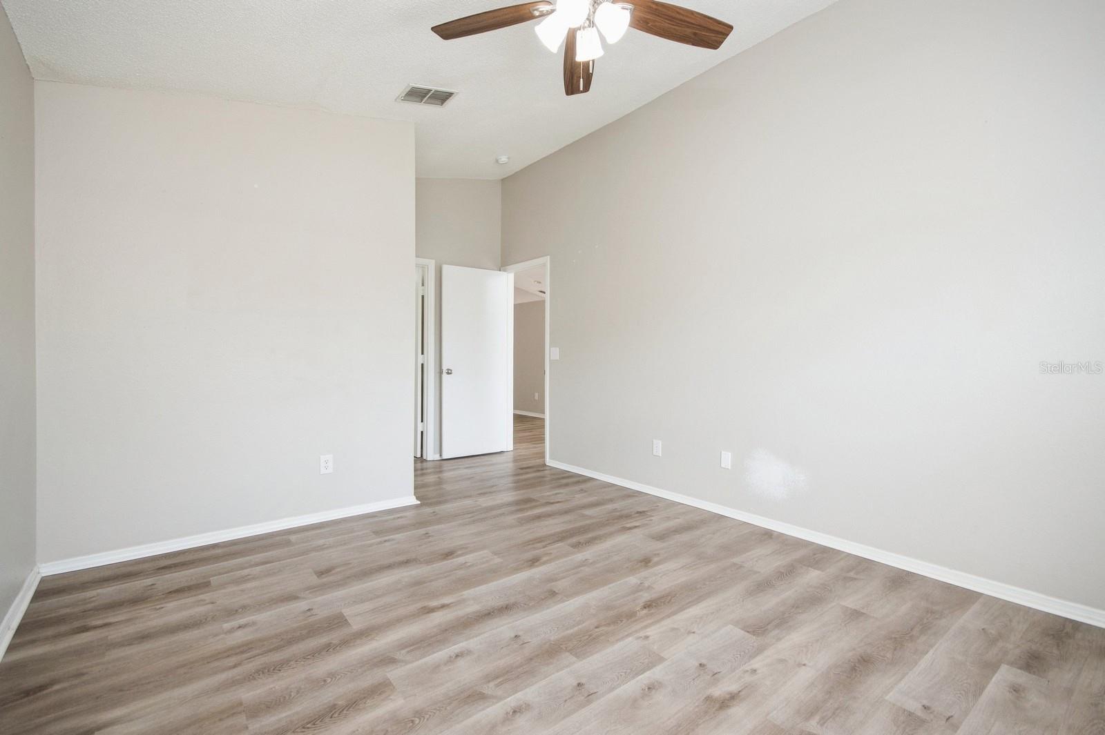 1413 TIMBERBEND CIR