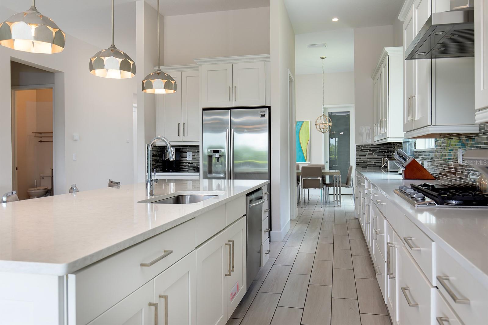 7928 JACKS CLUB DR