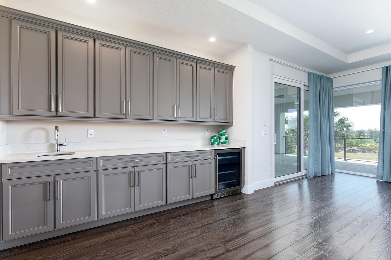 7928 JACKS CLUB DR