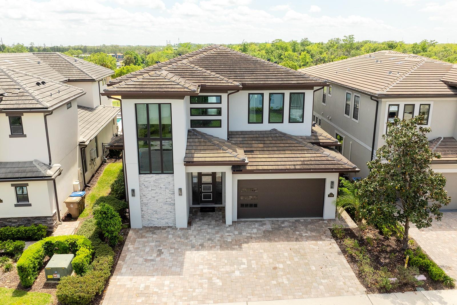 7928 JACKS CLUB DR