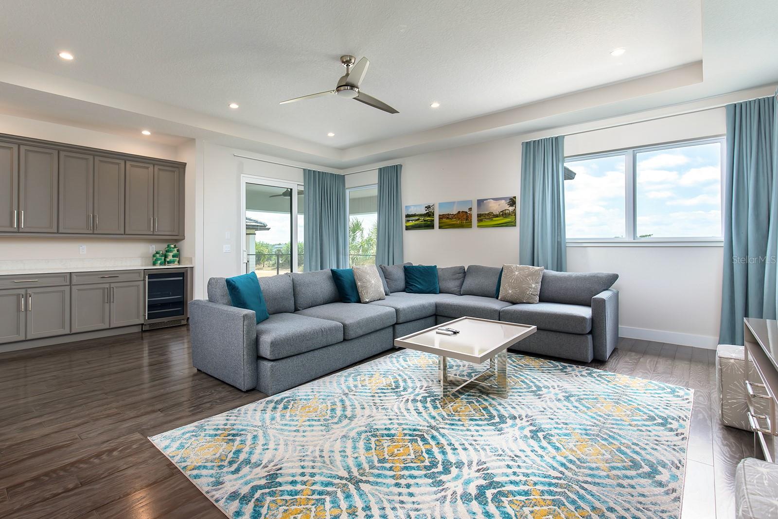 7928 JACKS CLUB DR
