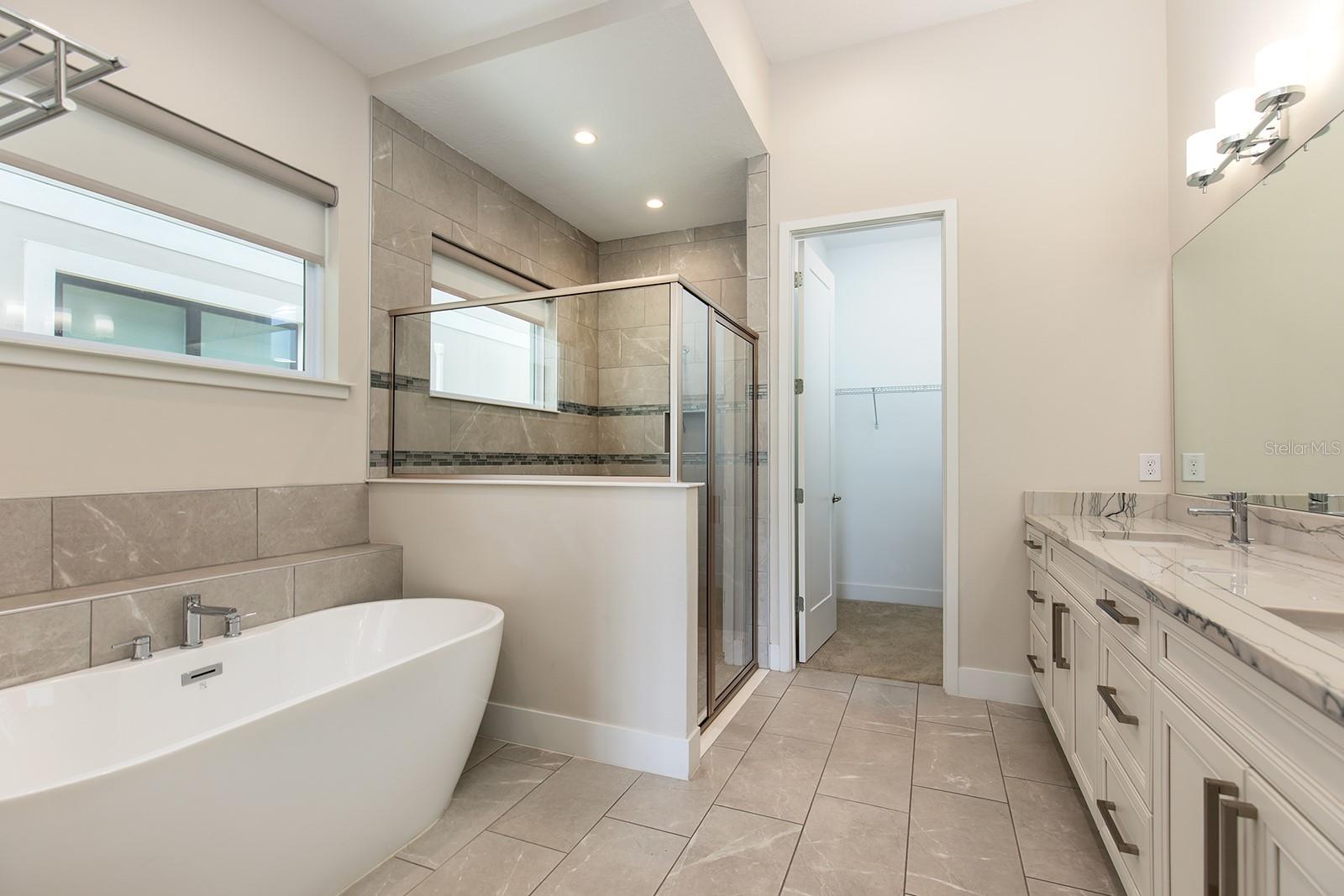 7928 JACKS CLUB DR