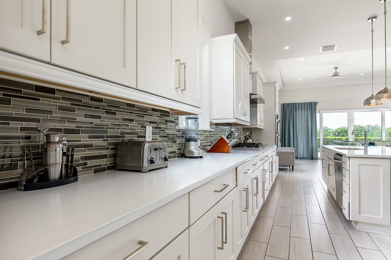 7928 JACKS CLUB DR