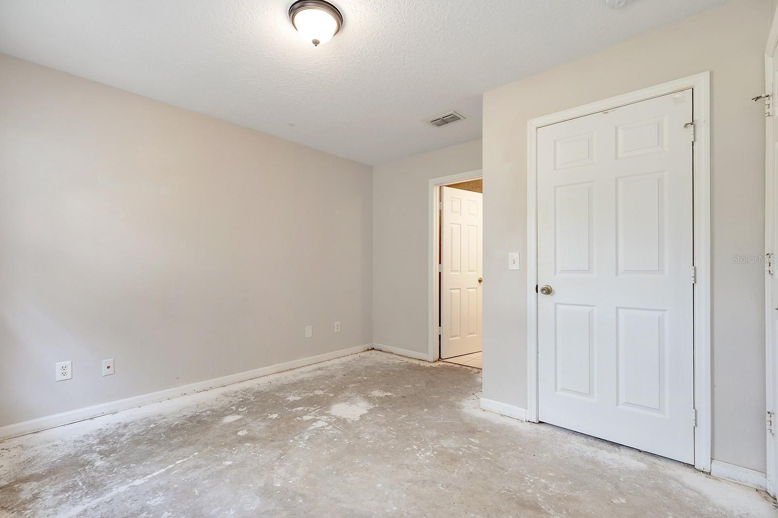 2320 RED EMBER RD