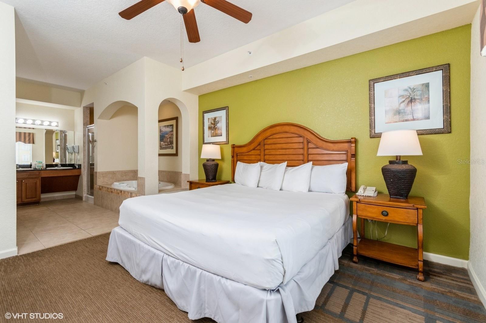 8125 RESORT VILLAGE DR #51004