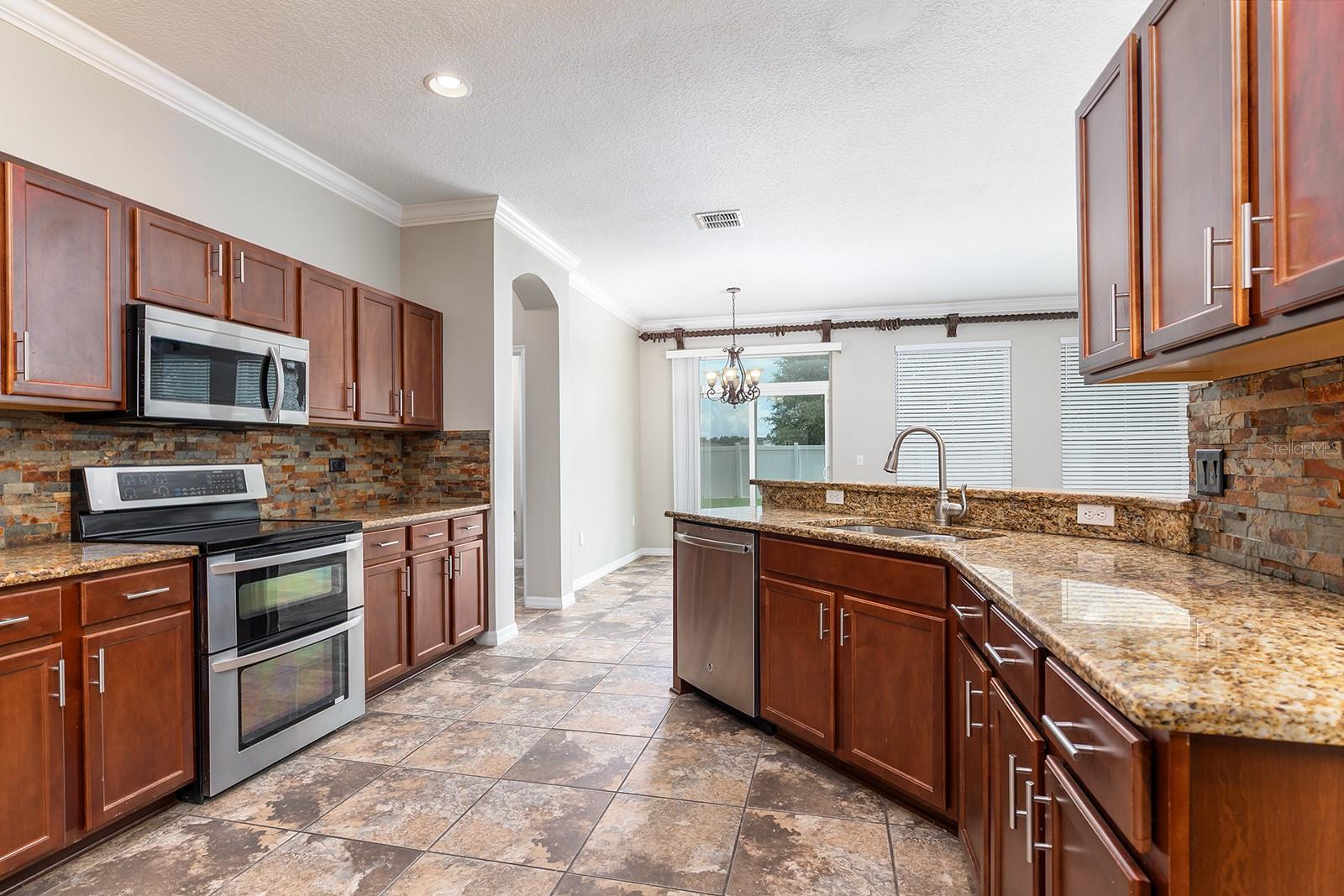 15505 BELLE MEADE DR