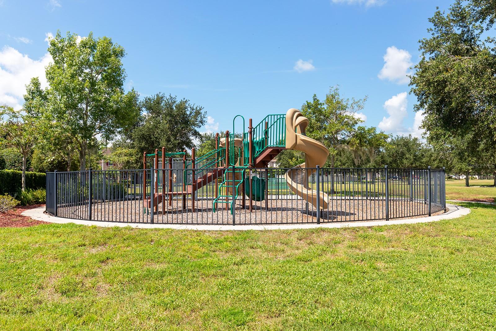 13757 BRESSLER ALY