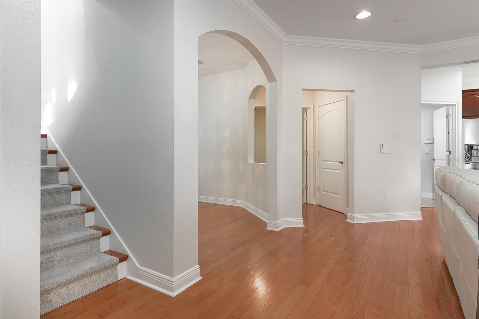 820 ELLWOOD AVE #A