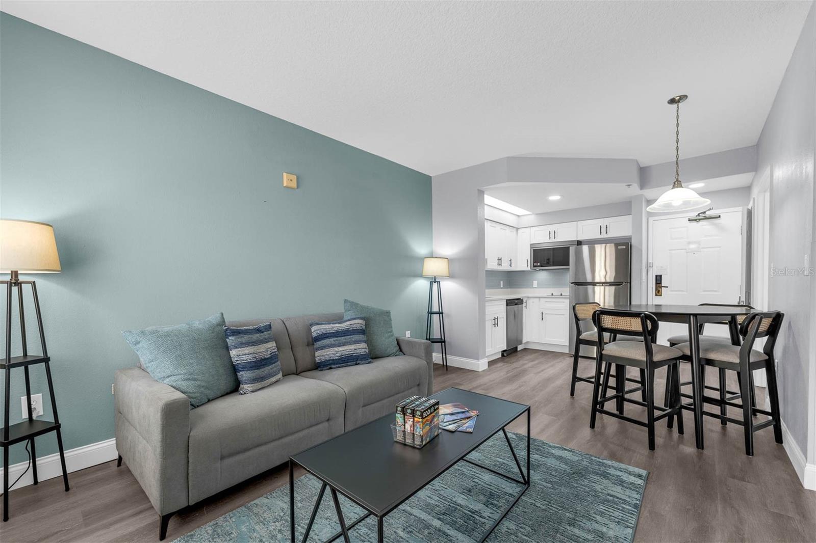 7601 CANADA AVE #208
