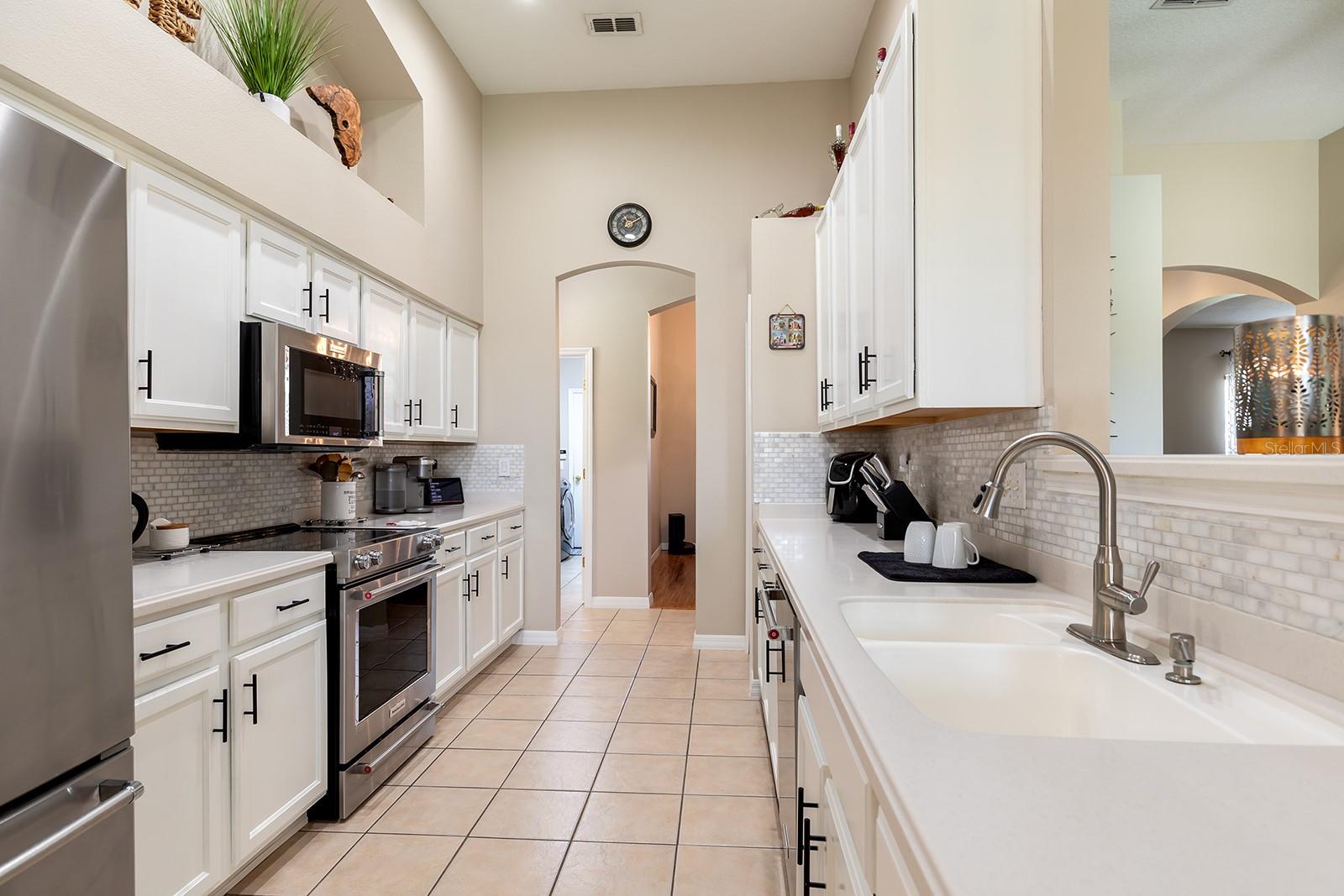 15132 SPINNAKER COVE LN