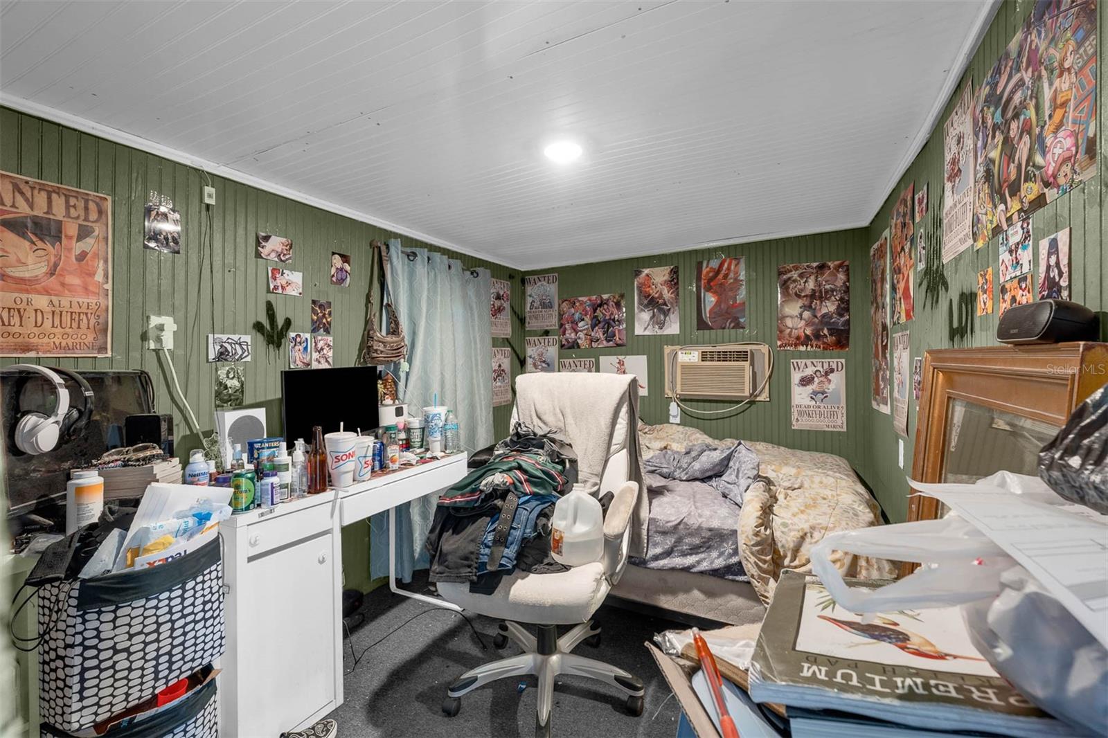 6228 HILLWOOD DR