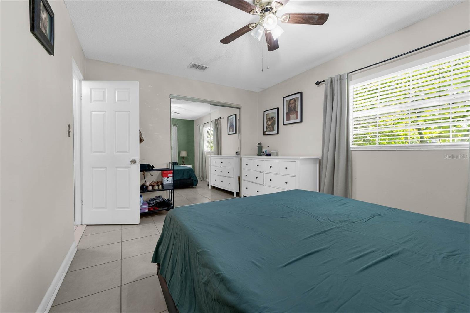 6228 HILLWOOD DR