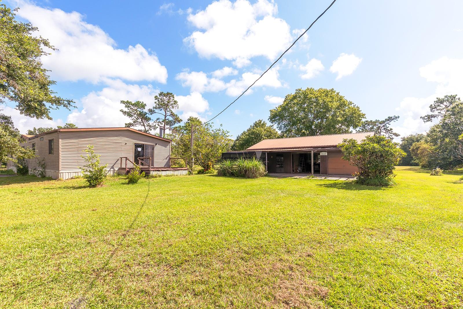 3261 LA SALLE AVE