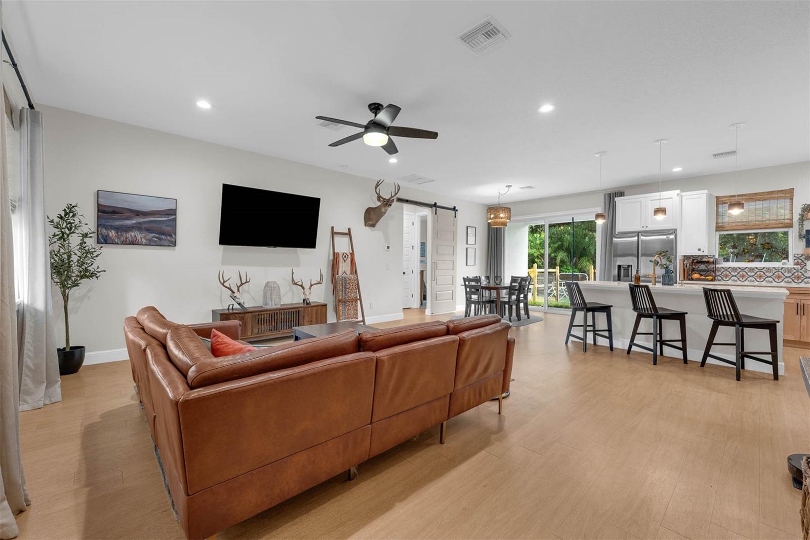 6355 JESS CT
