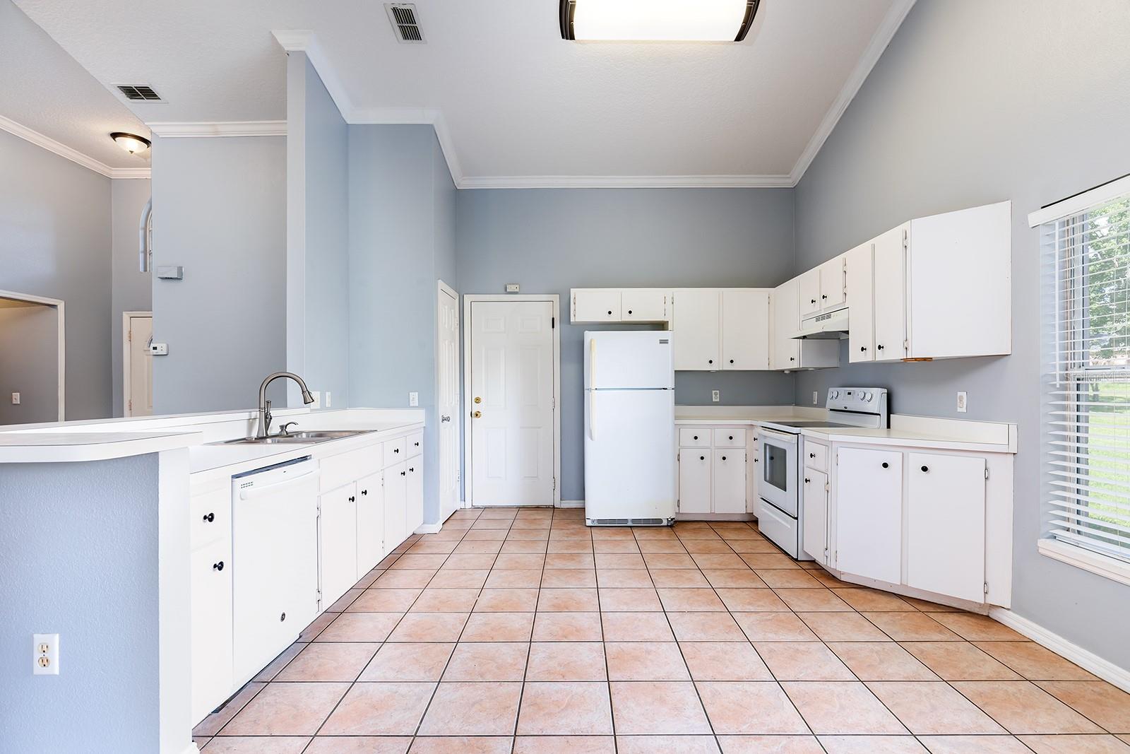 30246 HUNSTAUNTON DR