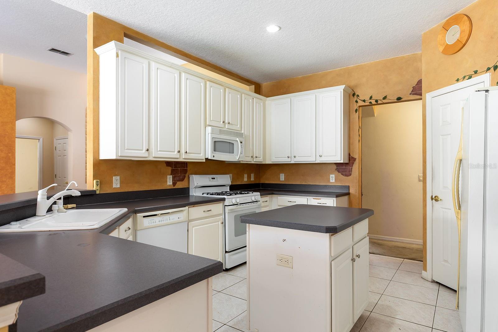 14309 LETHAM GRANGE CT