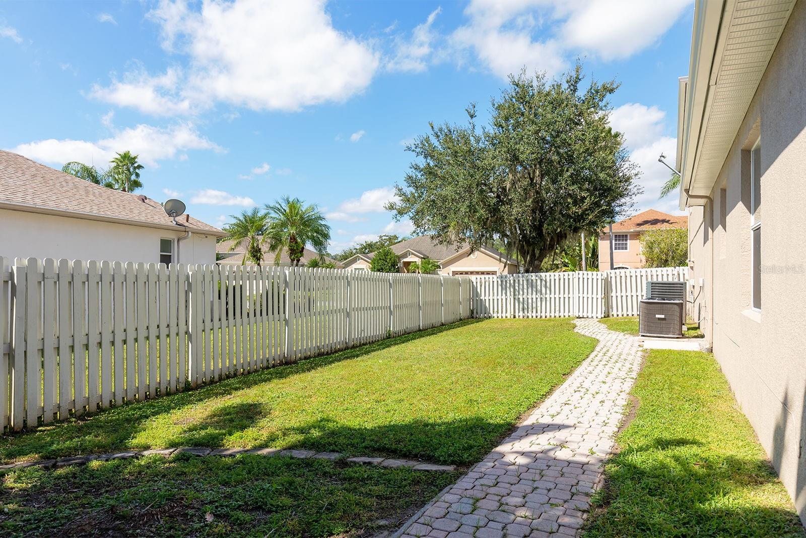 14682 BRADDOCK OAK DR