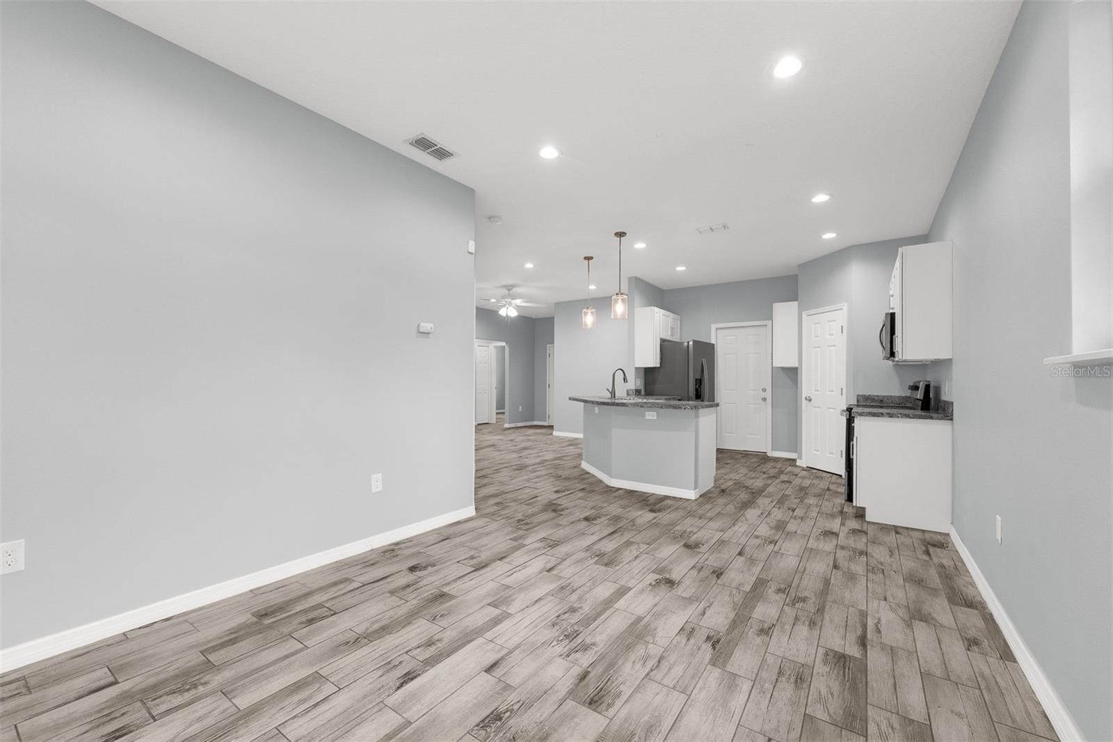 138 E 15TH ST