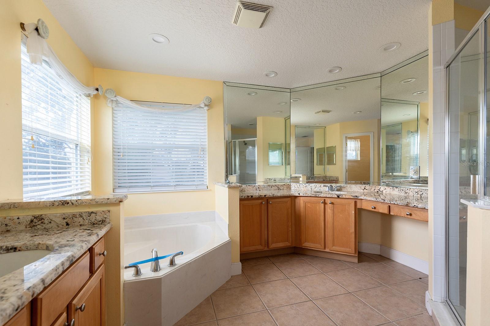 13138 PALOMA DR