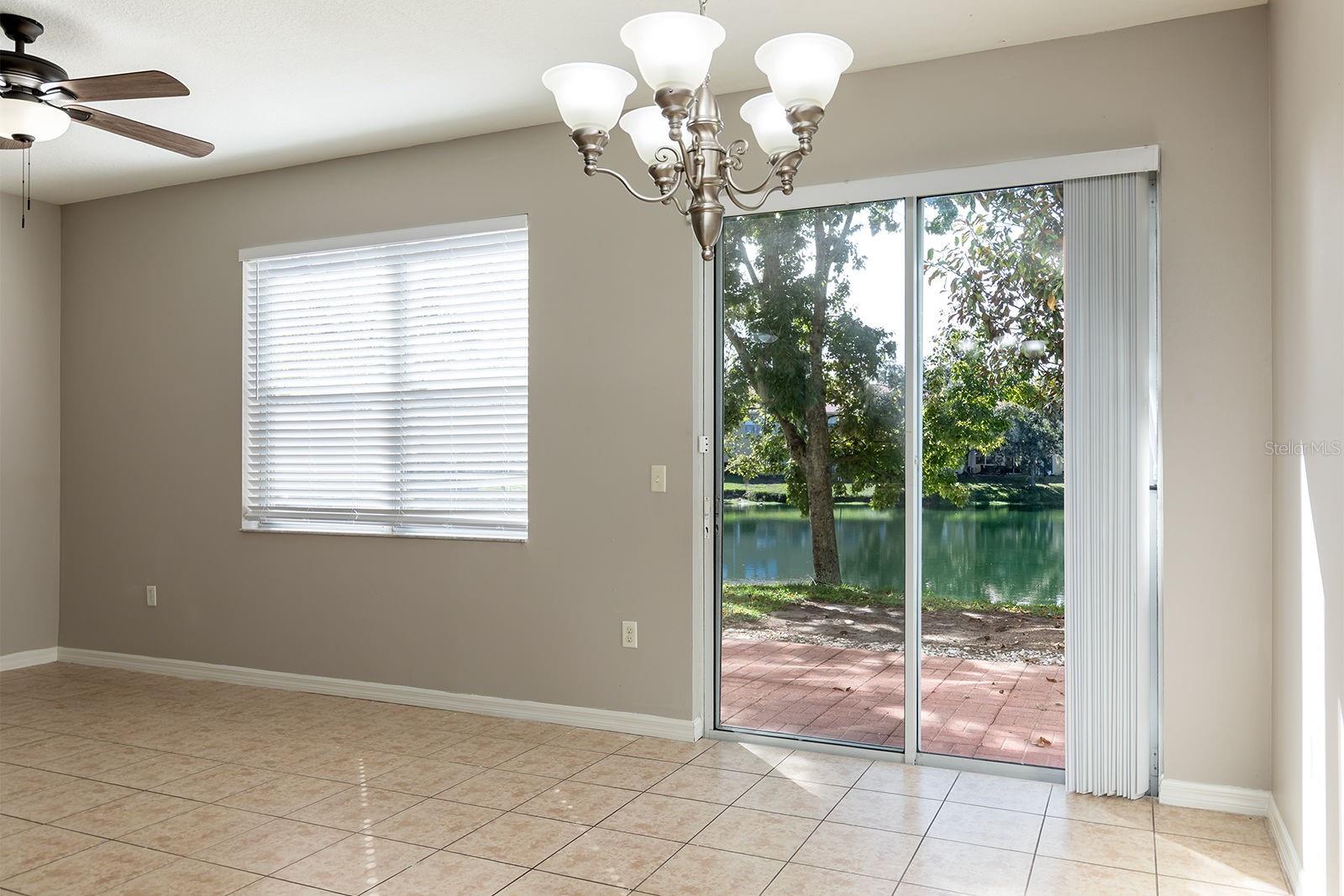 3072 SEAVIEW CASTLE DR