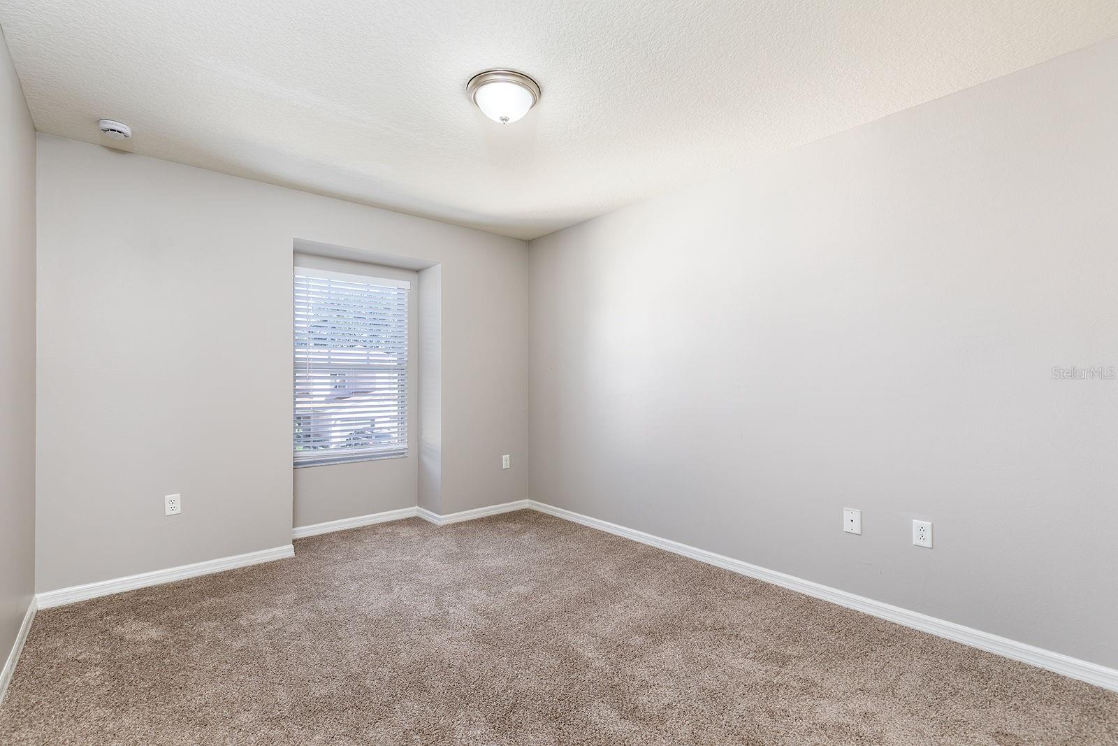 3072 SEAVIEW CASTLE DR