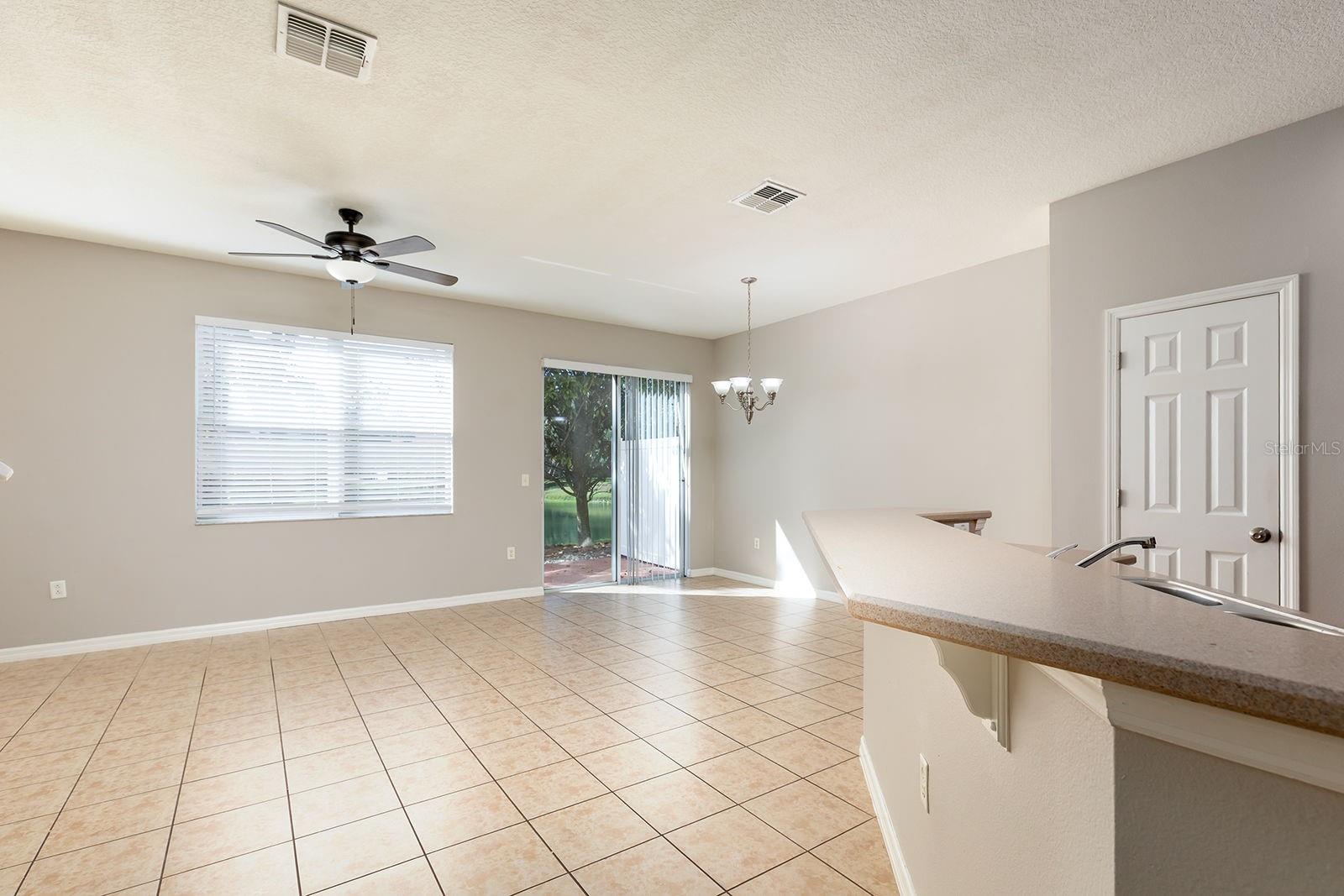 3072 SEAVIEW CASTLE DR