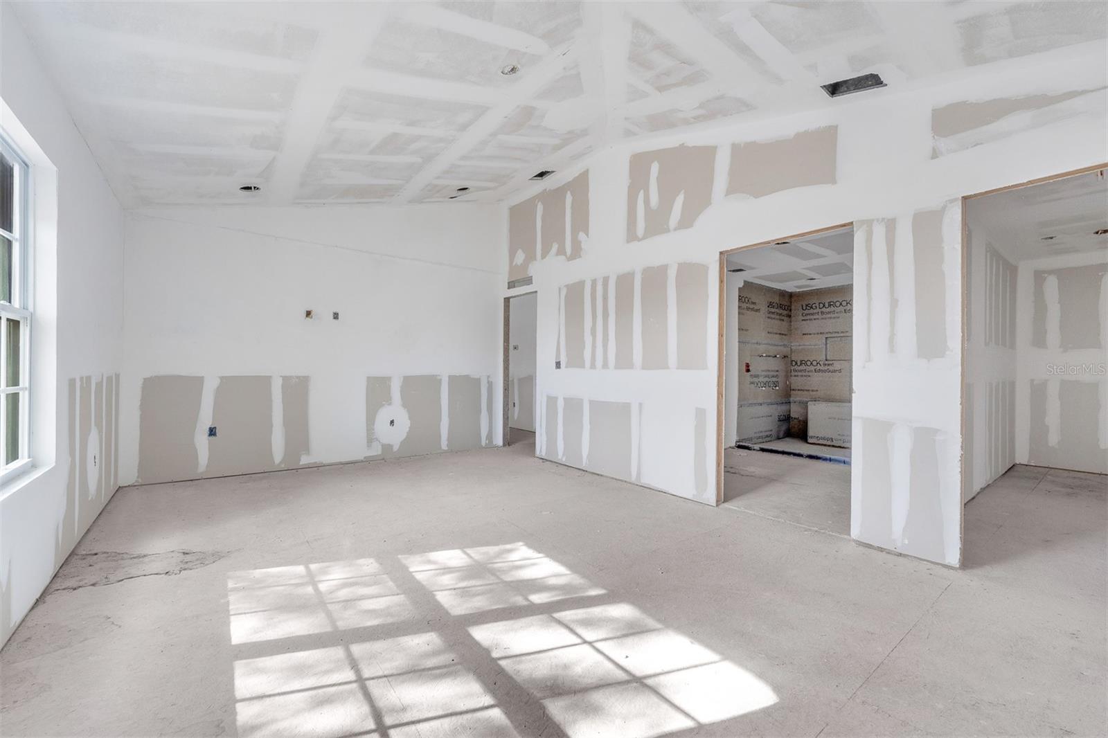 2960 WHITE MAGNOLIA LOOP