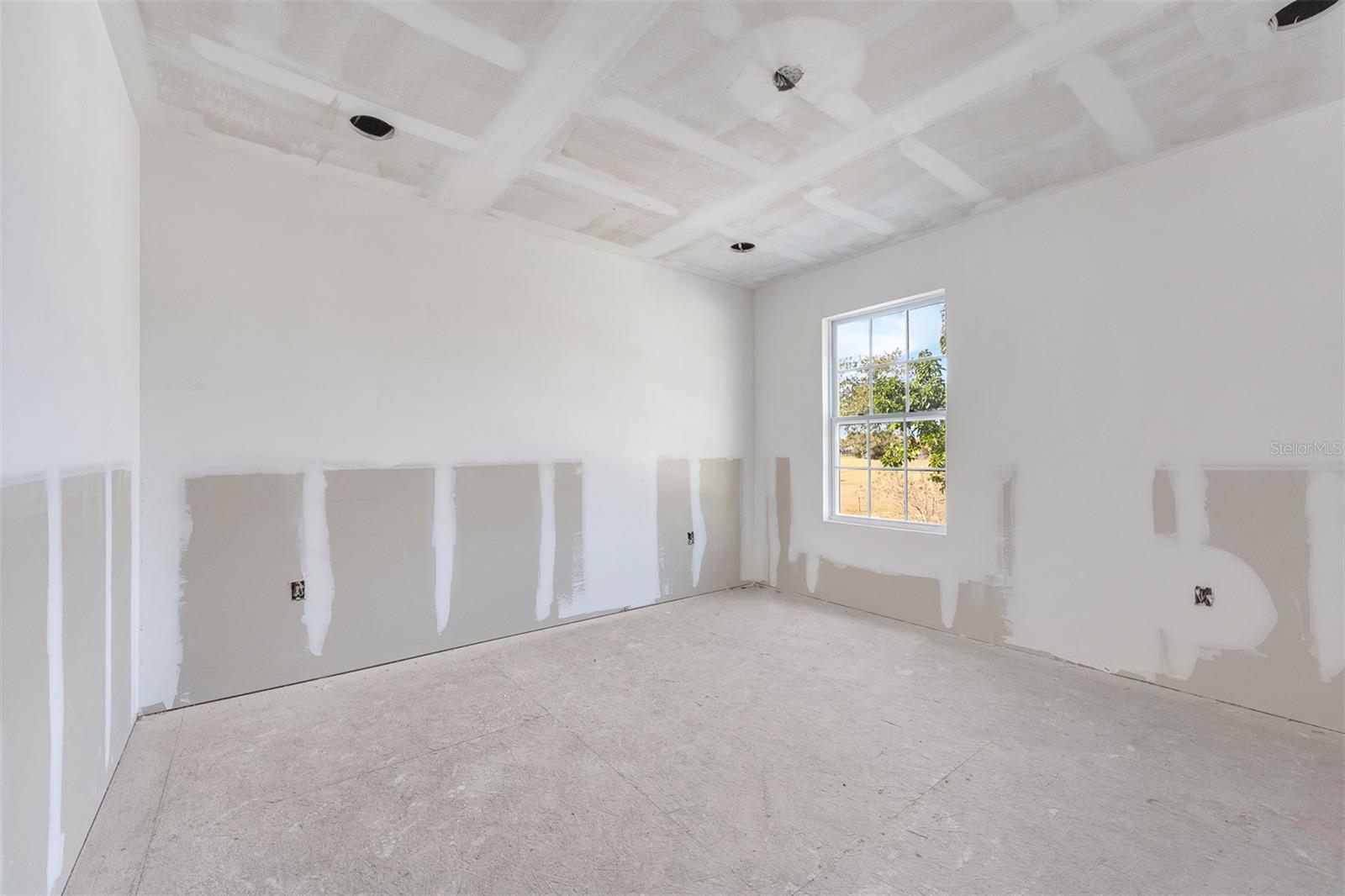 2960 WHITE MAGNOLIA LOOP