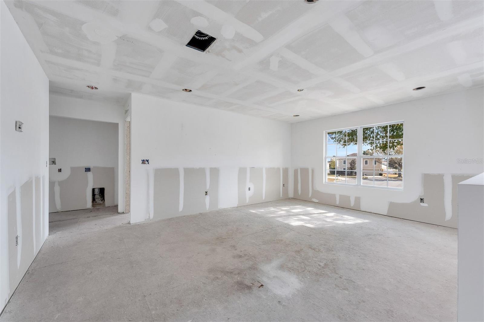 2960 WHITE MAGNOLIA LOOP