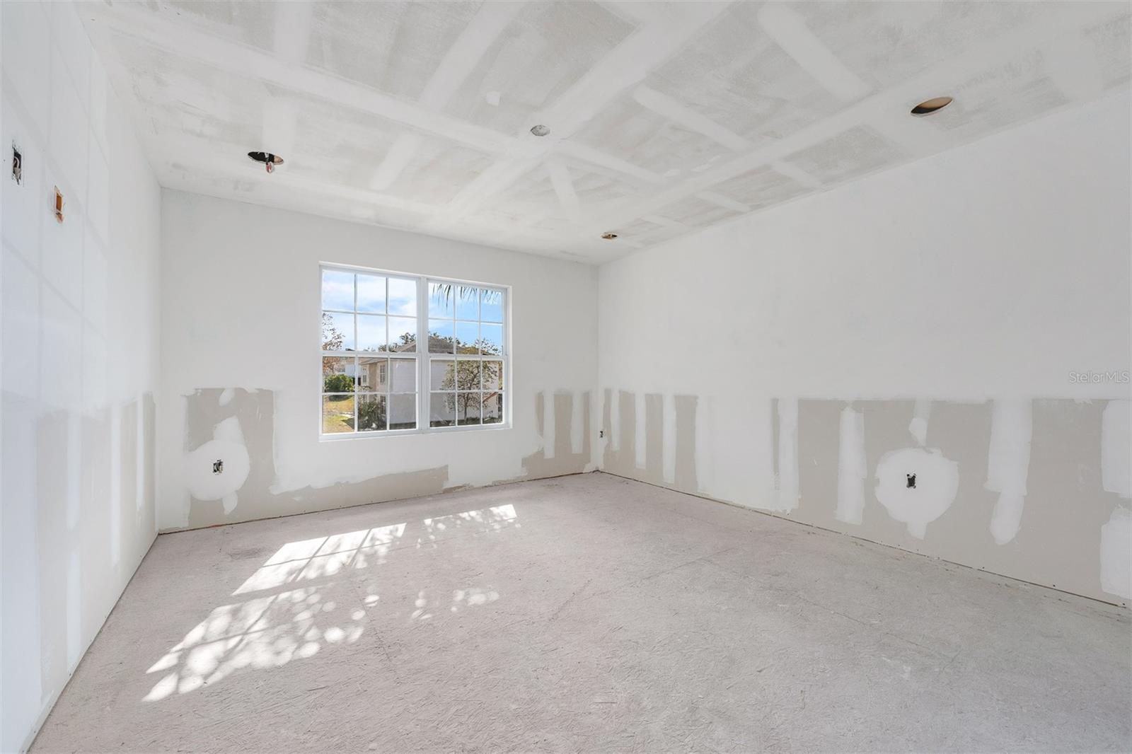 2960 WHITE MAGNOLIA LOOP