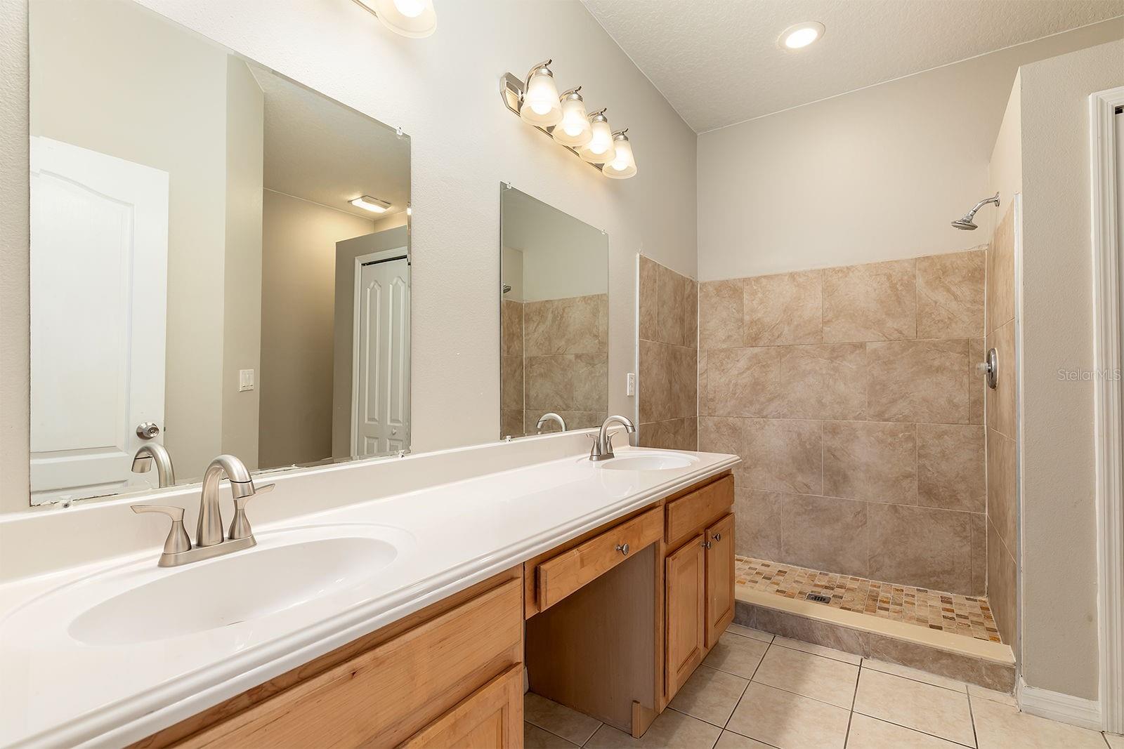 5255 SHALE RIDGE TRL