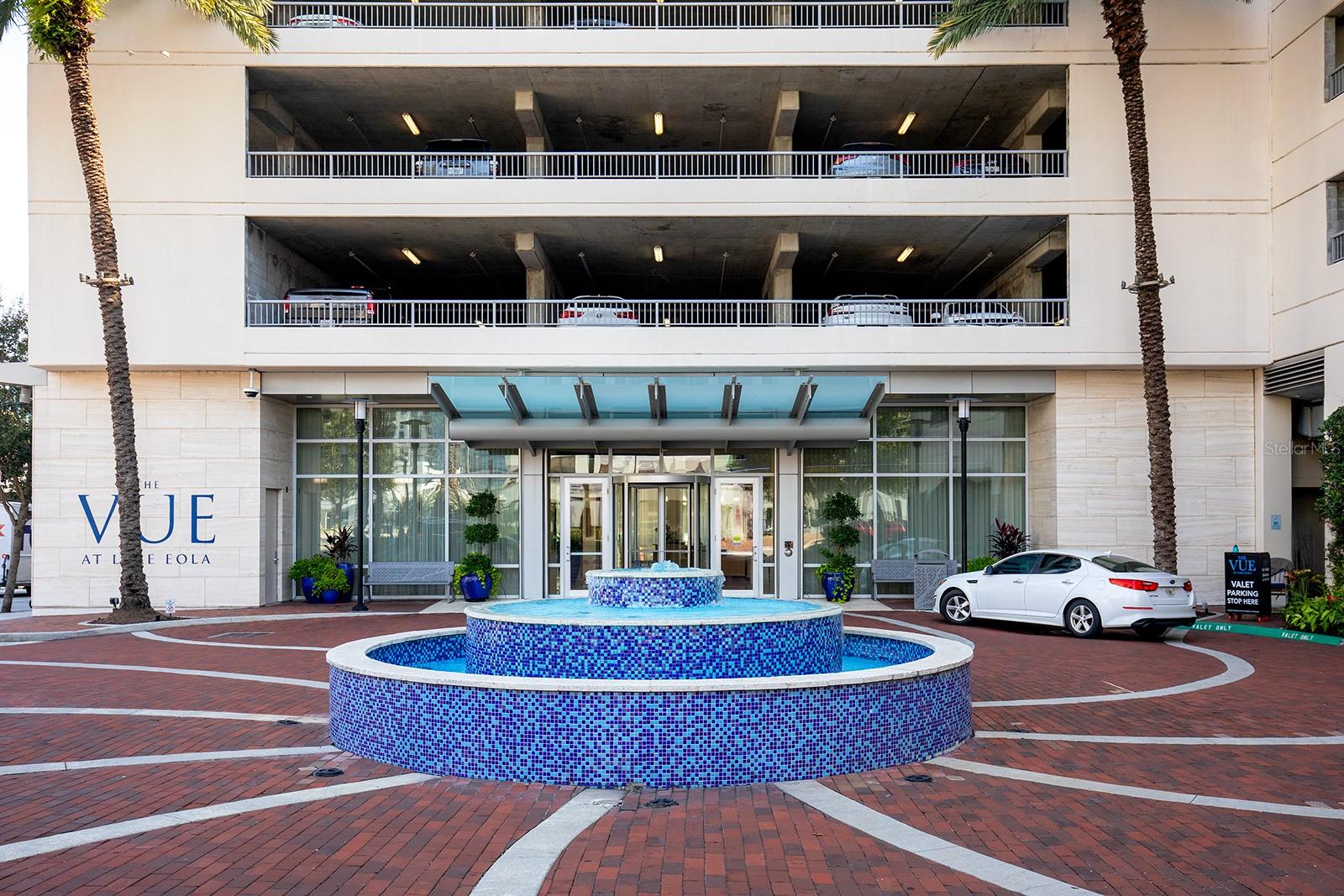 150 E ROBINSON ST #2408