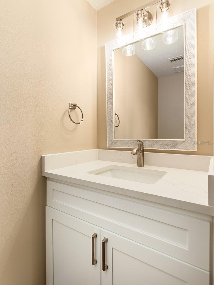 11021 VERSAILLES BLVD