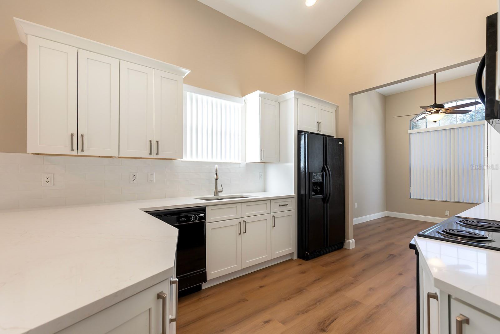 11021 VERSAILLES BLVD