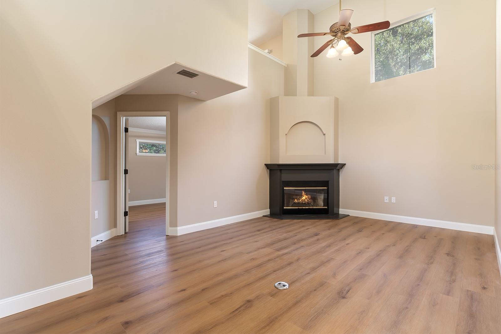 11021 VERSAILLES BLVD