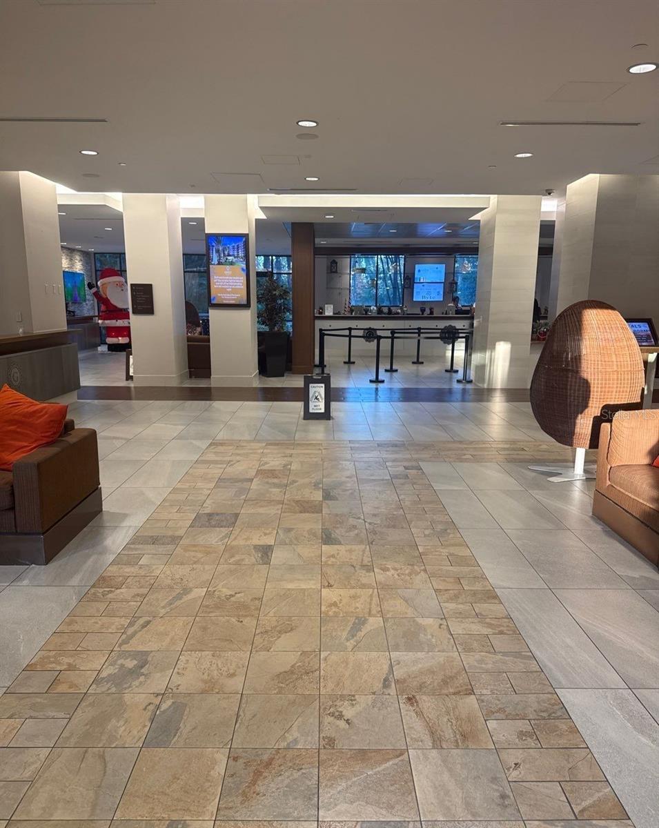 14501 GROVE RESORT AVE #2528