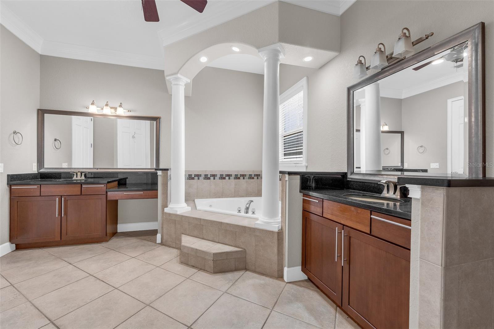 1698 TAYLOR RIDGE LOOP