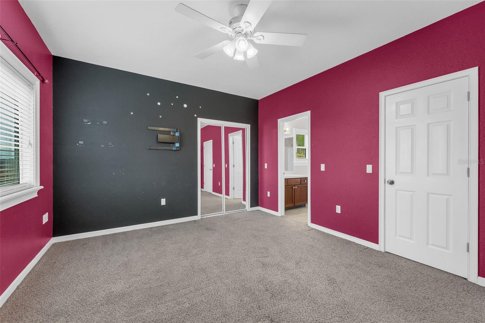 1698 TAYLOR RIDGE LOOP