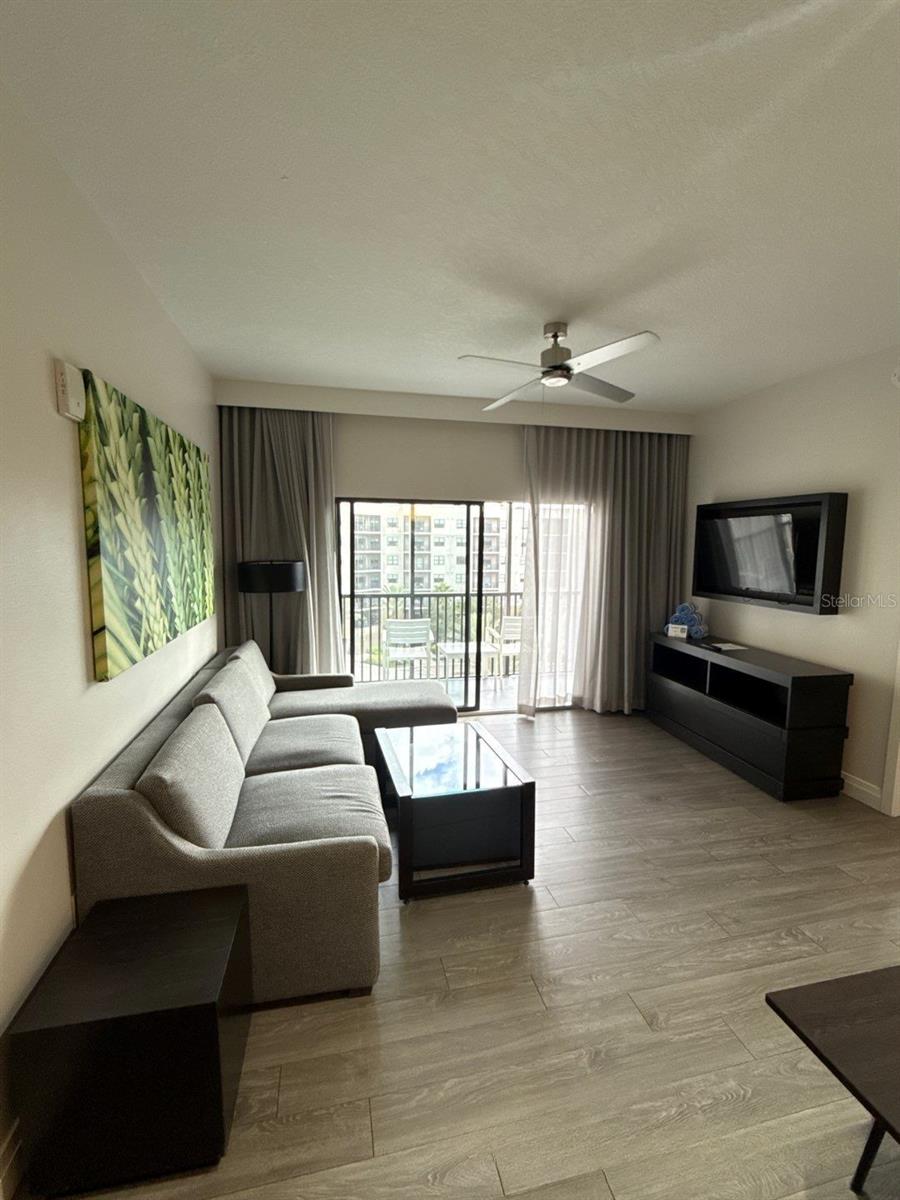 14501 GROVE RESORT AVE #2604