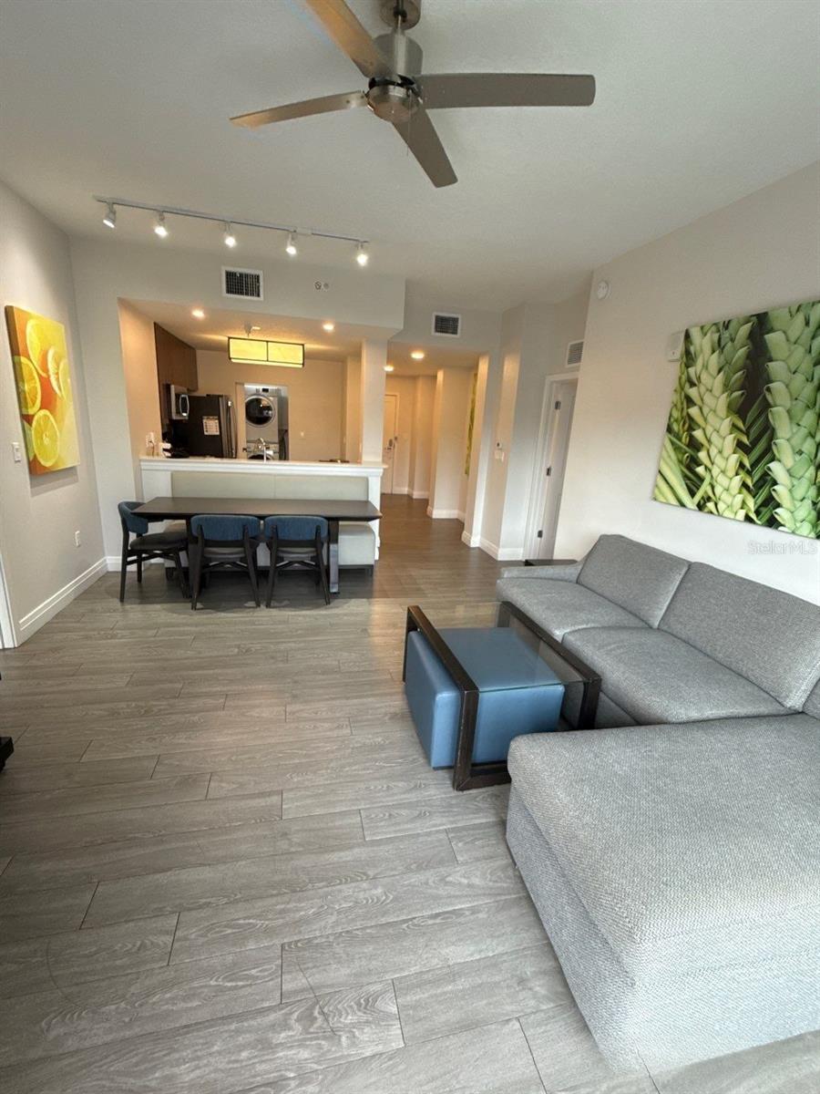 14501 GROVE RESORT AVE #2604