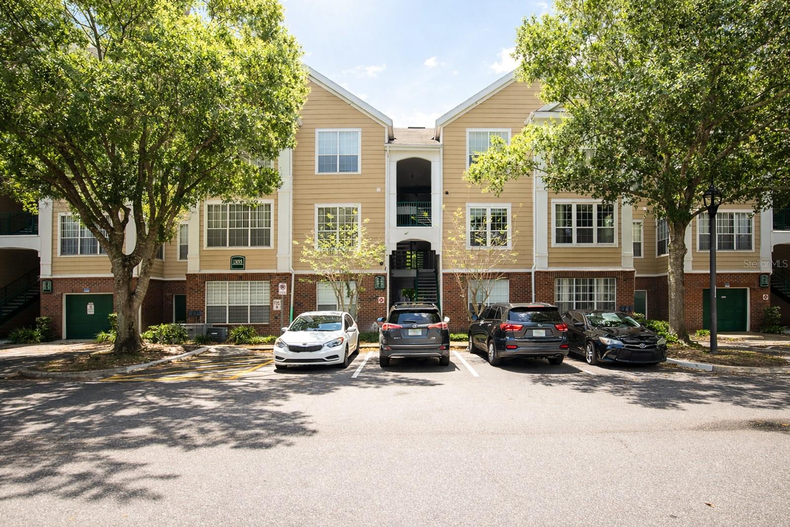 13015 PLANTATION PARK CIR #1027