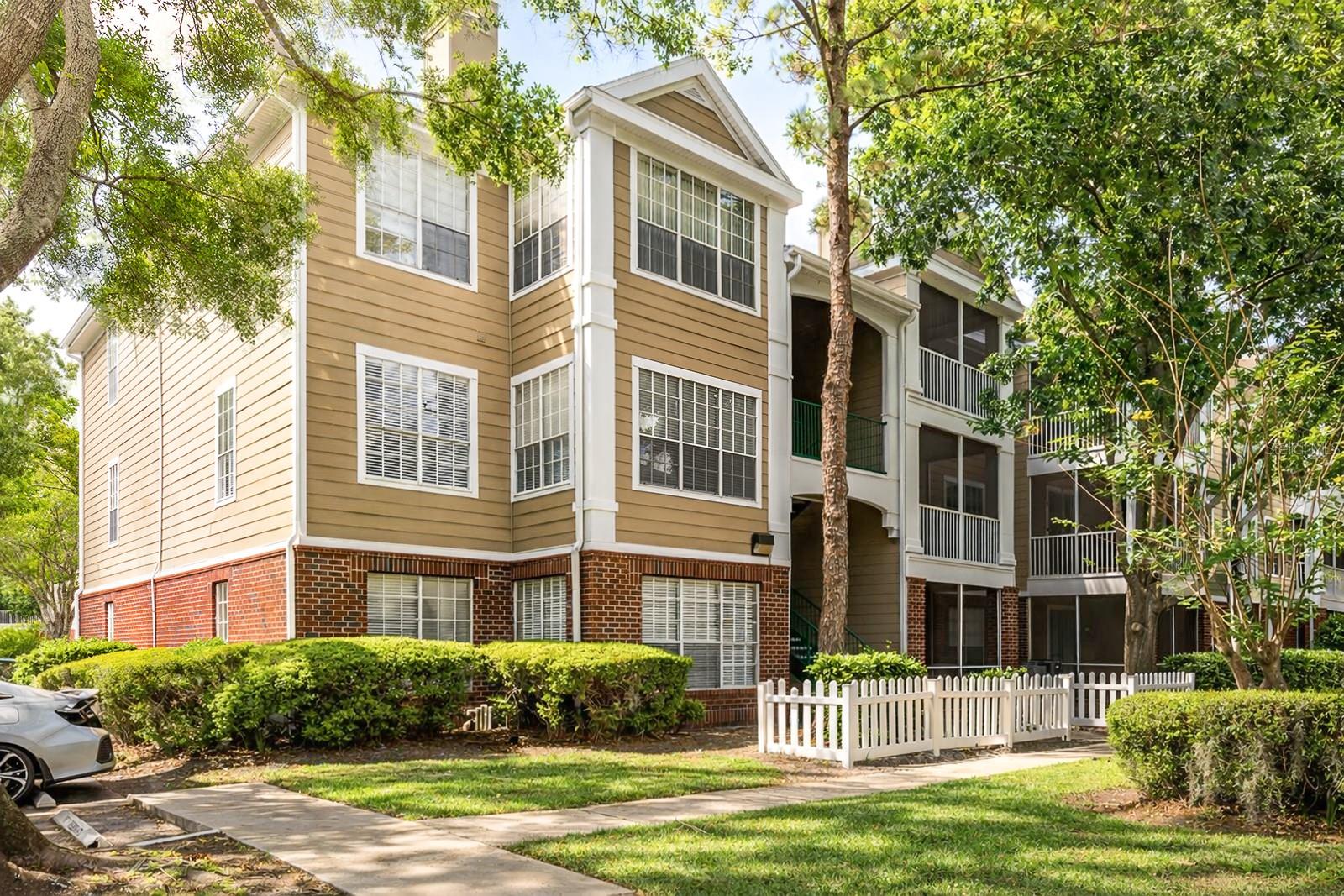 13015 PLANTATION PARK CIR #1027