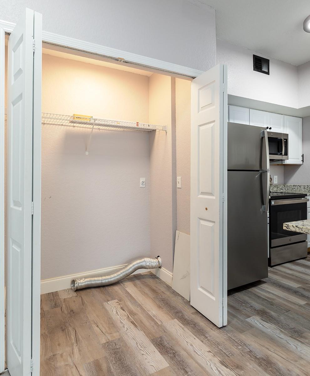 13015 PLANTATION PARK CIR #1027