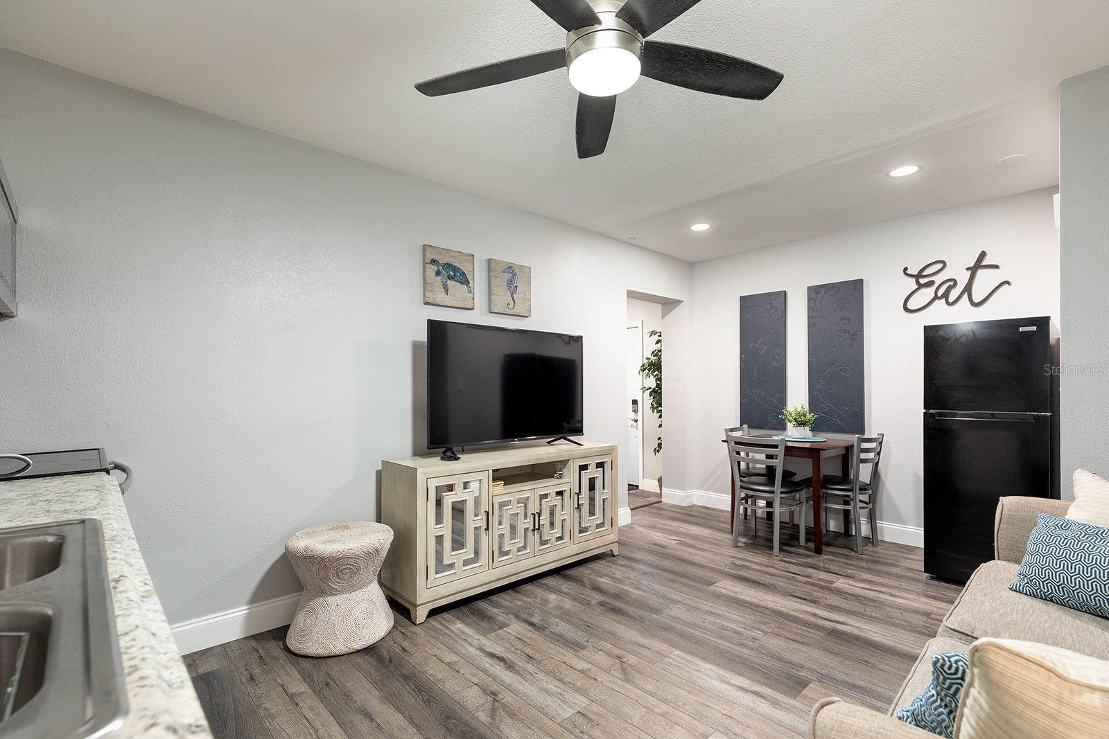 3571 LAKE ELEANOR DR