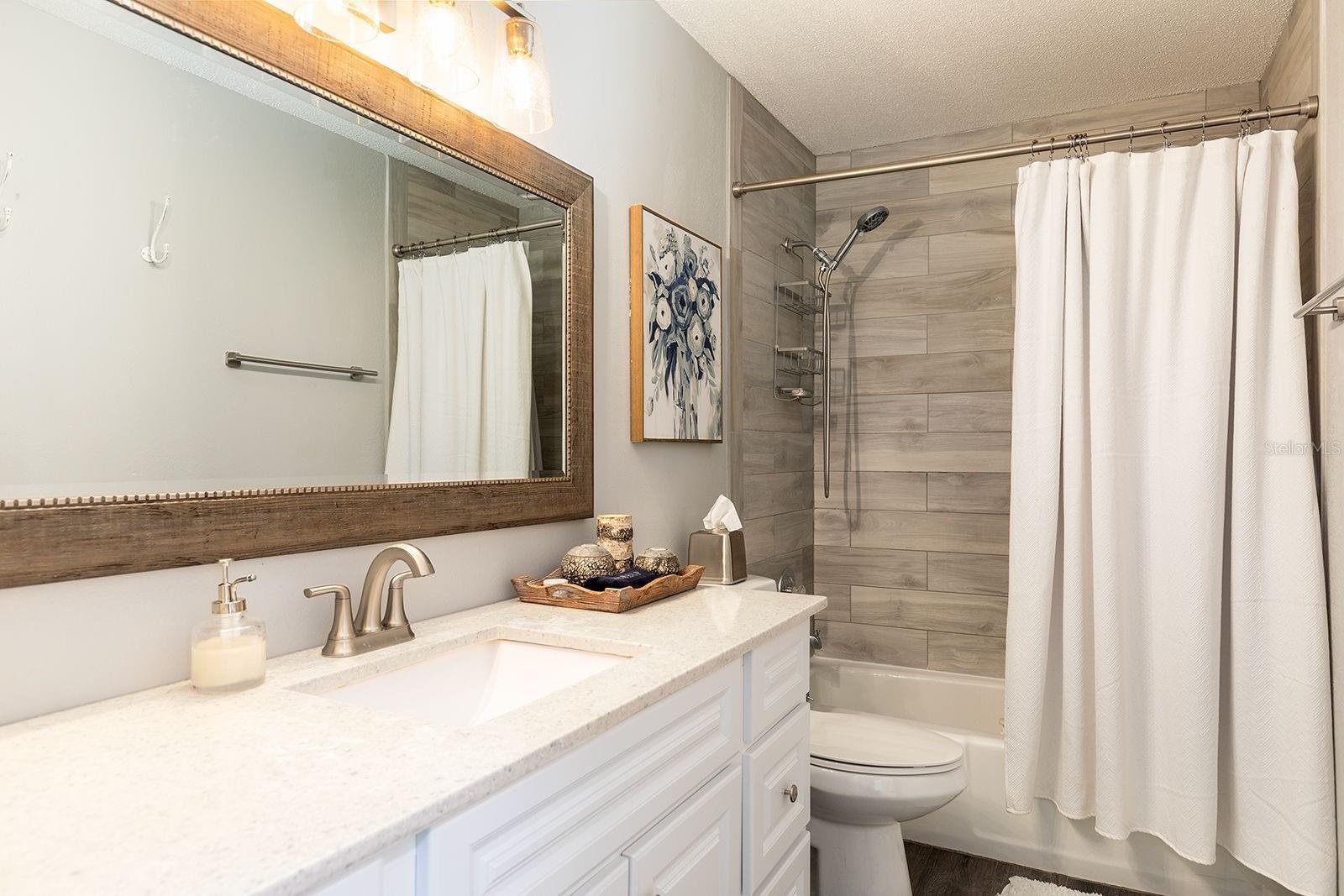 3571 LAKE ELEANOR DR