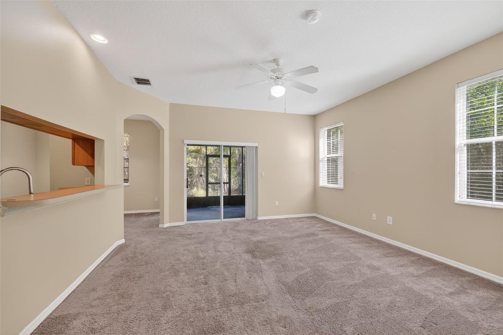 4301 PARADISE COVE CT