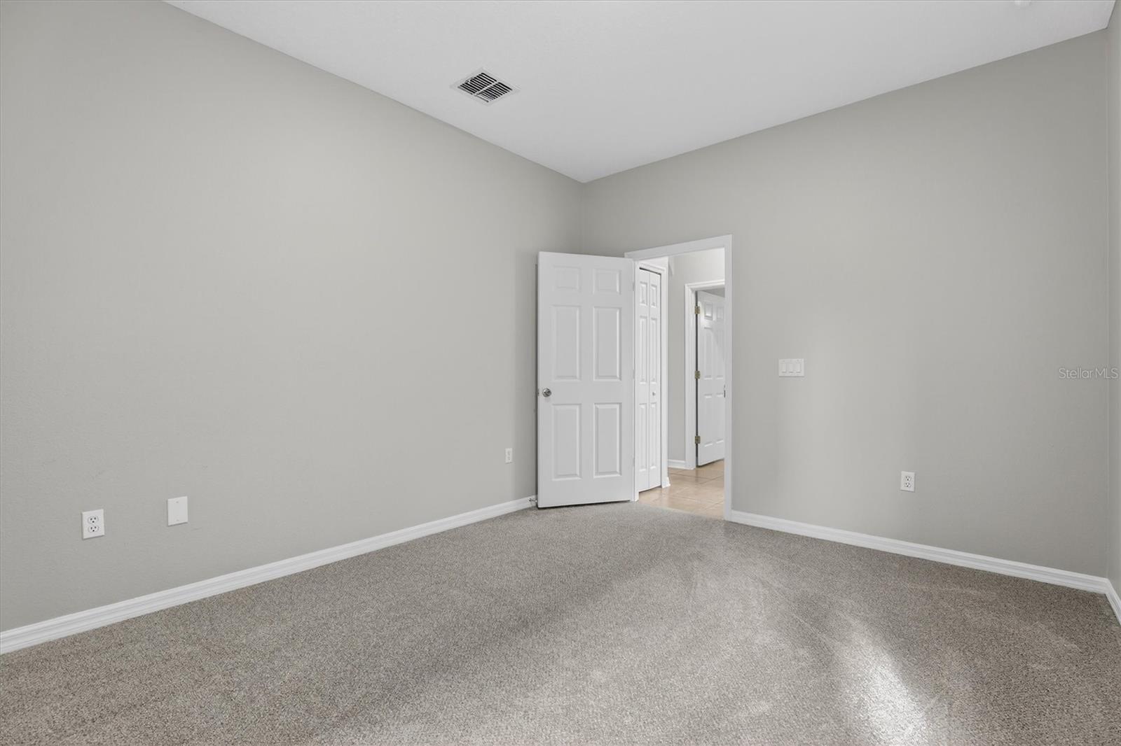 12731 GROVEHURST AVE